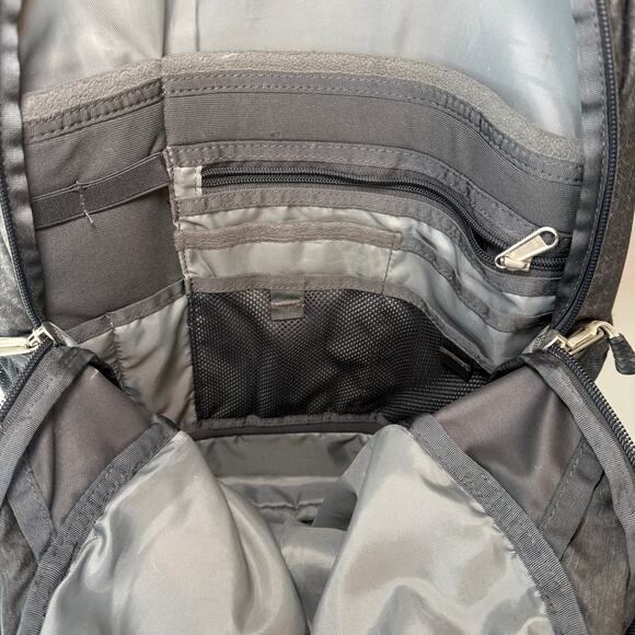 The North Face Women's Borealis Backpack Asphalt Grey Heather Subtle Green - Picture 6 of 13